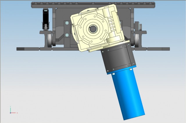 Mast with upper electric engine 